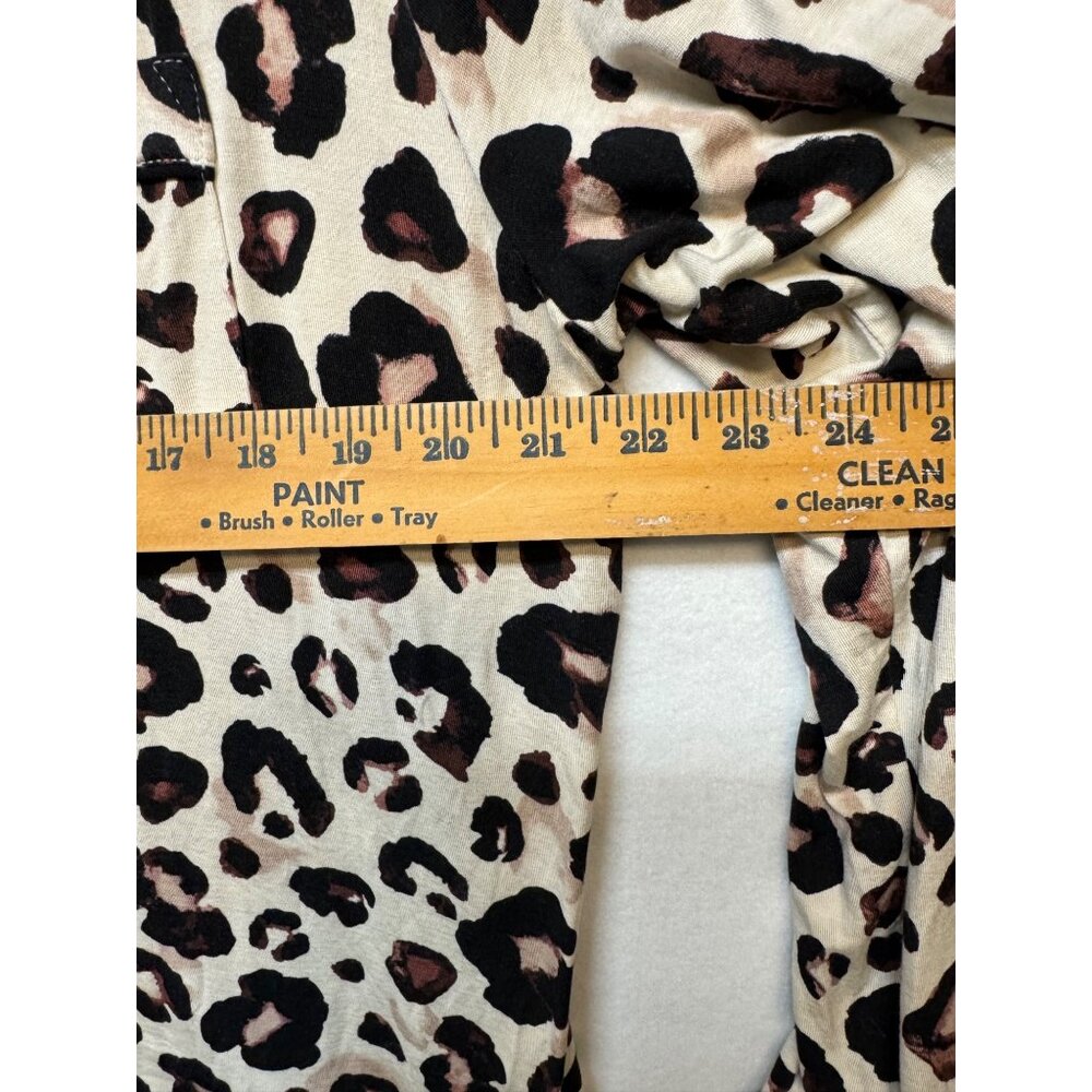 Leopard Print Stars Above Womens Button-Up Pajama Top XXL Soft Beige & Brown - Picture 6 of 11